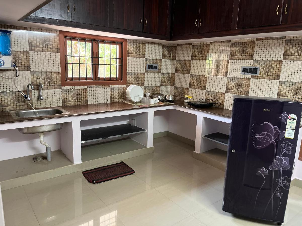 Tulip Villa 3Bhk 2Bhk And 1Bhk Located Near Chunnambar Boat House And Paradise Beach Pūrnānkuppam Eksteriør bilde