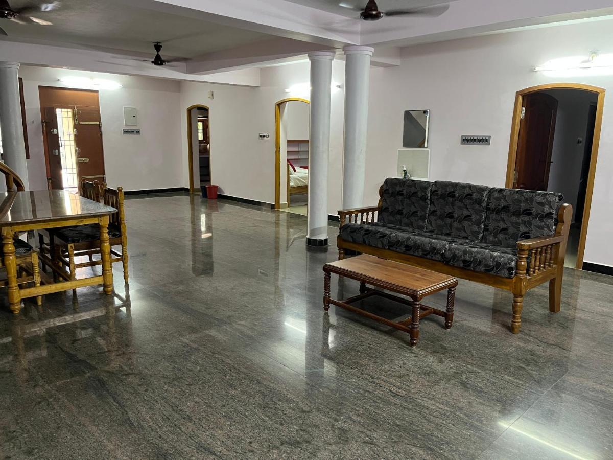 Tulip Villa 3Bhk 2Bhk And 1Bhk Located Near Chunnambar Boat House And Paradise Beach Pūrnānkuppam Eksteriør bilde