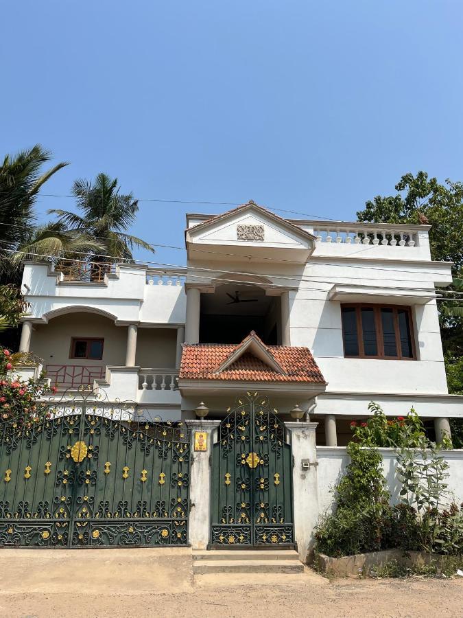 Tulip Villa 3Bhk 2Bhk And 1Bhk Located Near Chunnambar Boat House And Paradise Beach Pūrnānkuppam Eksteriør bilde