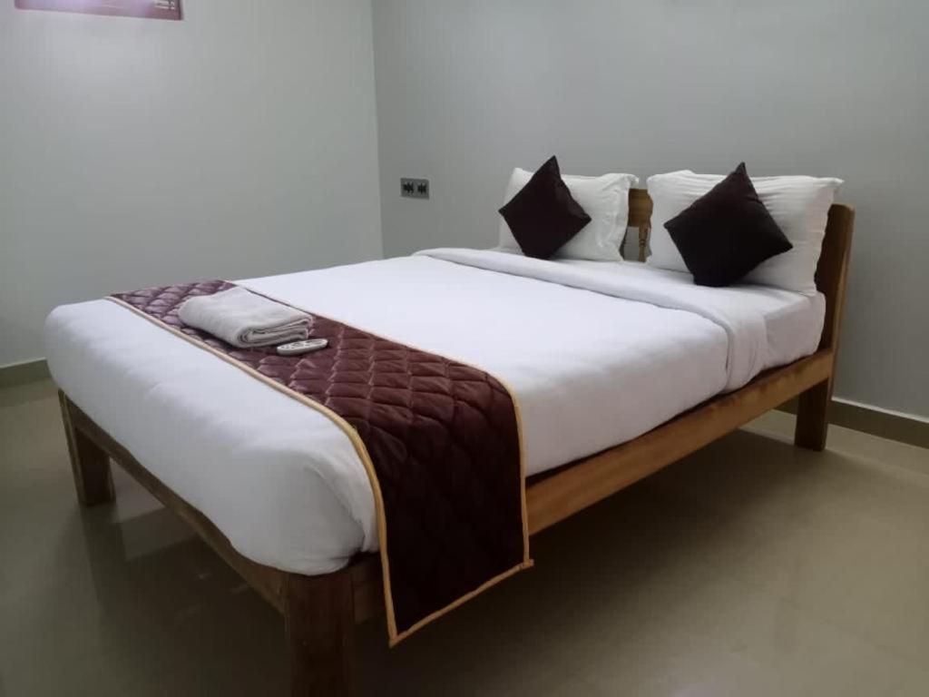 Tulip Villa 3Bhk 2Bhk And 1Bhk Located Near Chunnambar Boat House And Paradise Beach Pūrnānkuppam Rom bilde